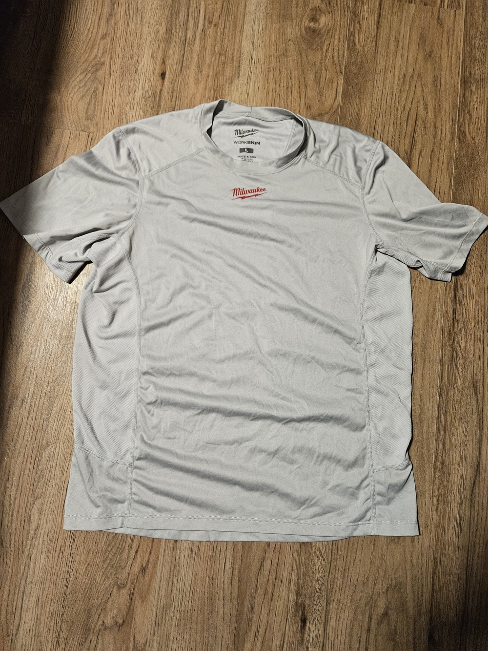 Milwaukee Men's Light Gray Short Sleeve Performance Tee